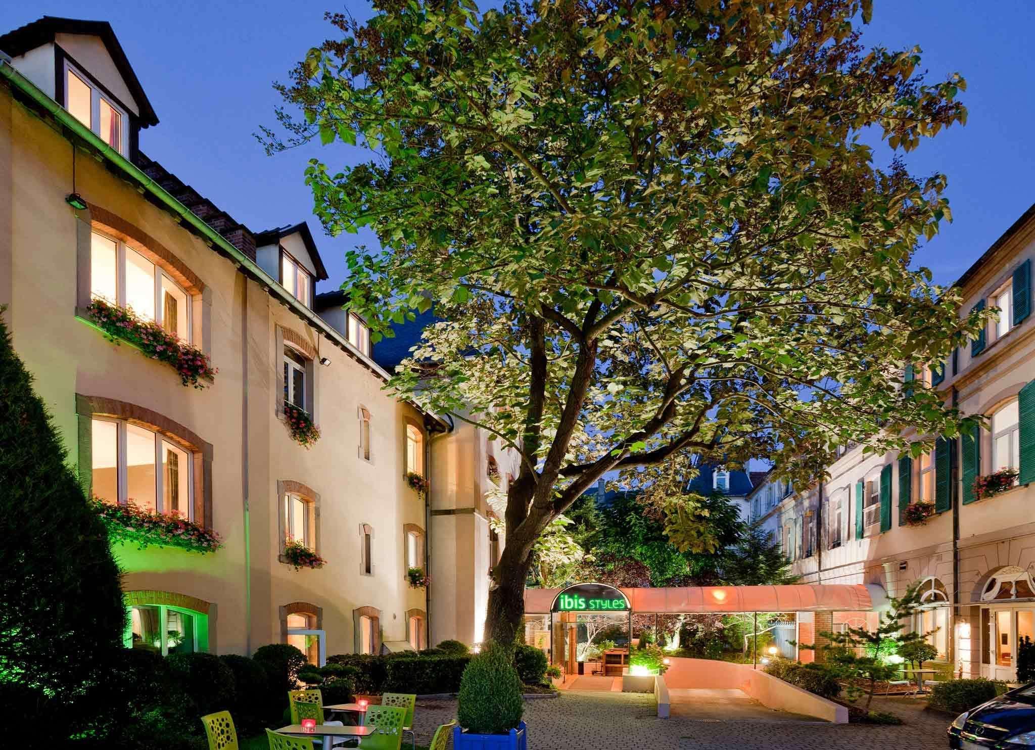 Отель Ibis Styles Colmar Centre Экстерьер фото