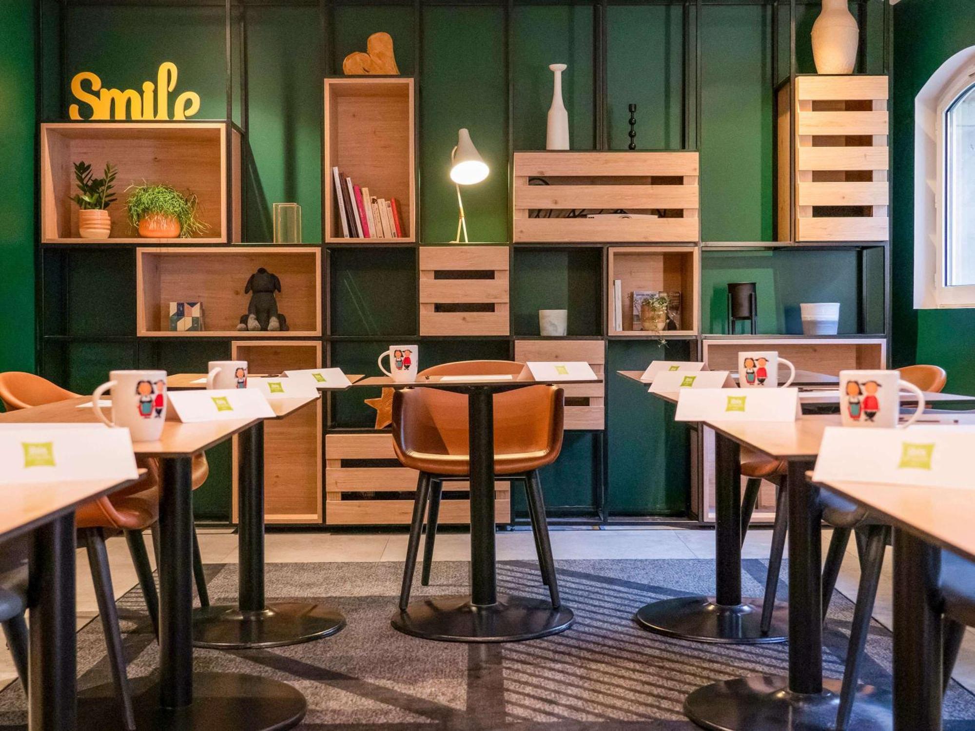 Отель Ibis Styles Colmar Centre Экстерьер фото